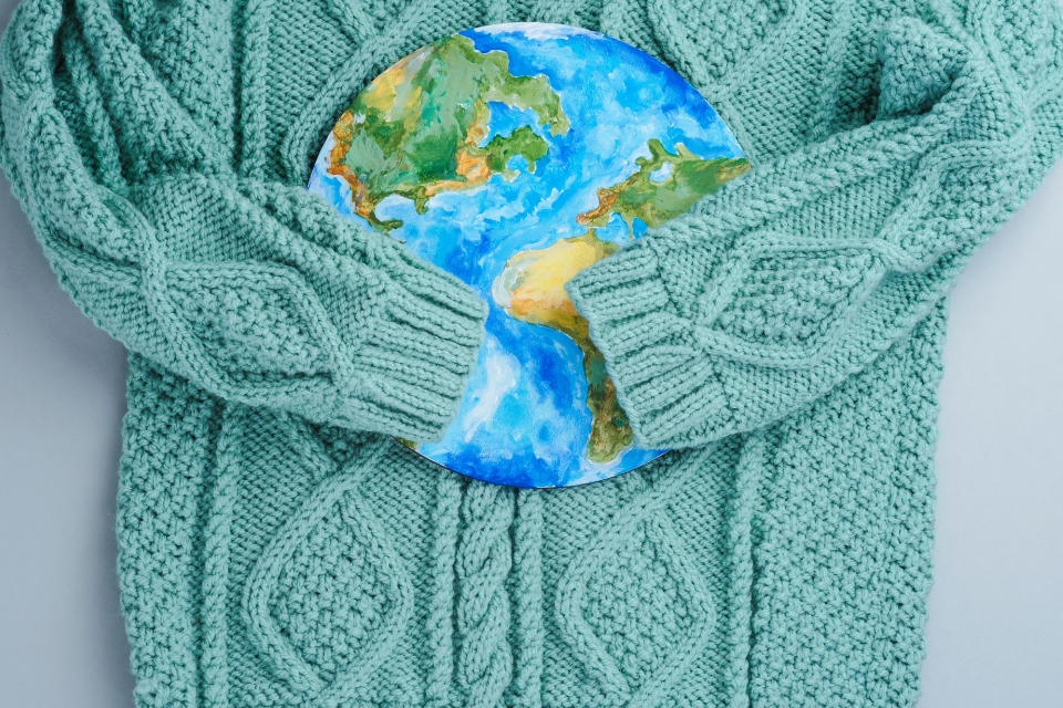 Réduire l’impact environnemental de l’industrie textile : que contient la proposition de loi ?